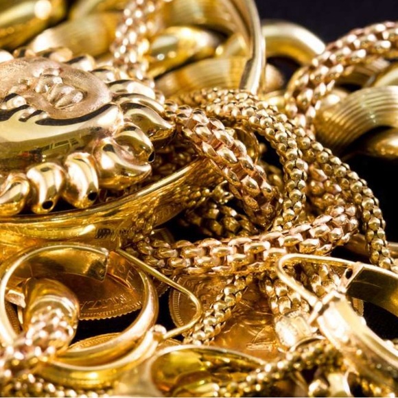 $5 Jewelry Mystery Box - Picture 5 of 9